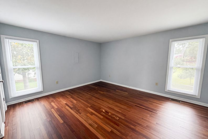 Photo 4 of 16 of 3616 Shrewsbury St, Durham, NC