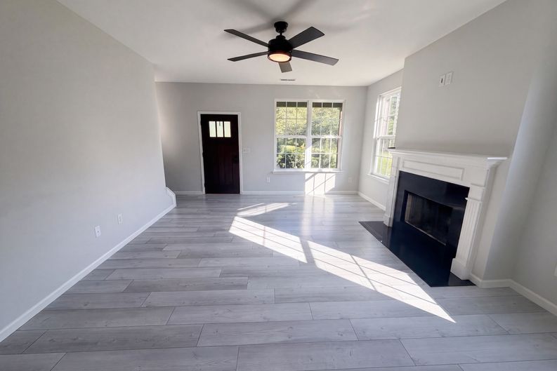 Photo 9 of 37 of 605 Tugaloo Rd, Travelers Rest, SC