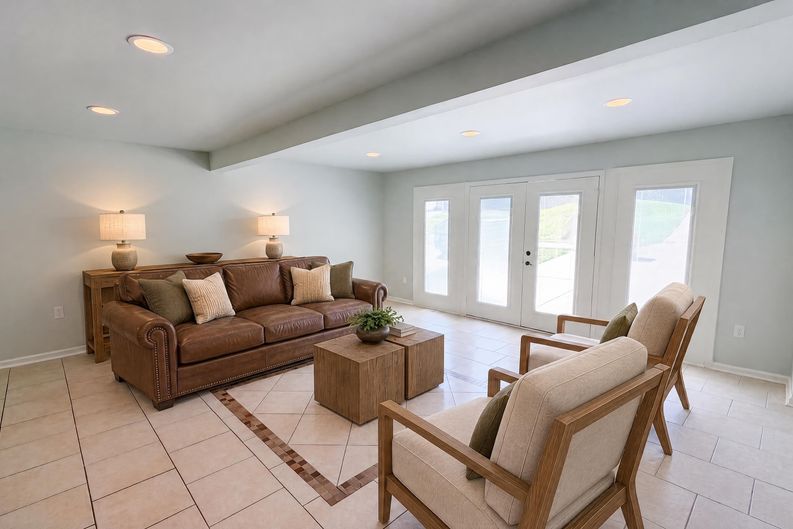 Photo 18 of 23 of 6226 Dumont Ln, Charlotte, NC