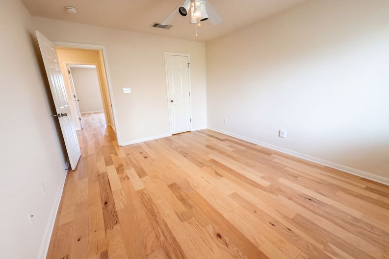 Photo 23 of 36 of 12016 Timber Heights Dr, Austin, TX