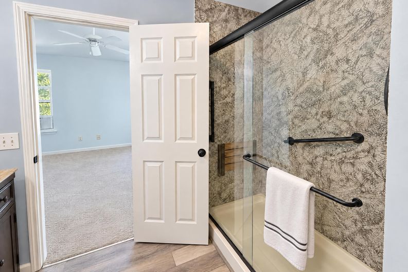 Photo 12 of 21 of 4212 Glenlea Commons Dr, Charlotte, NC