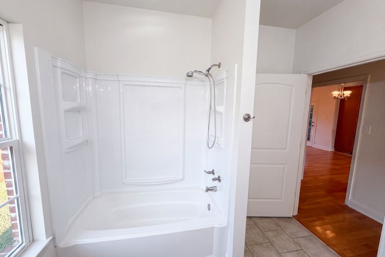 Photo 17 of 23 of 2433 Misty Ridge Dr, Lenoir City, TN