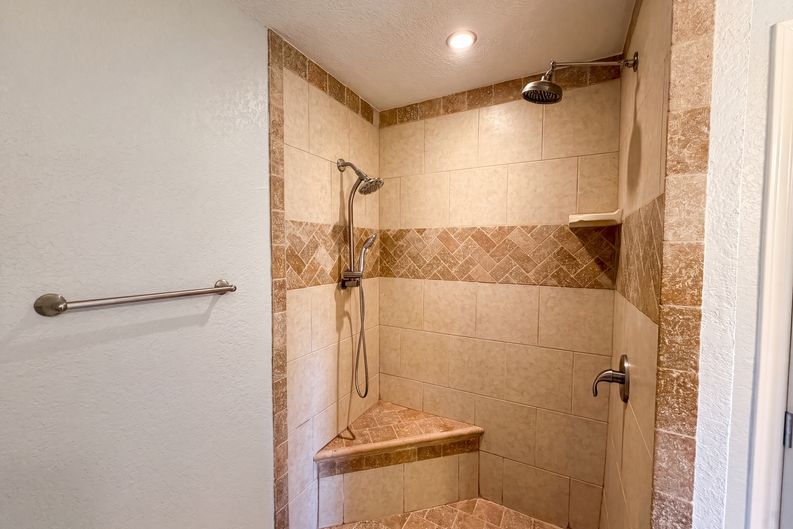 Photo 15 of 19 of 502 Jennings St, Nocona, TX
