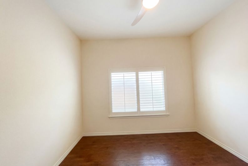 Photo 17 of 26 of 2741 Barrington Dr, Plano, TX
