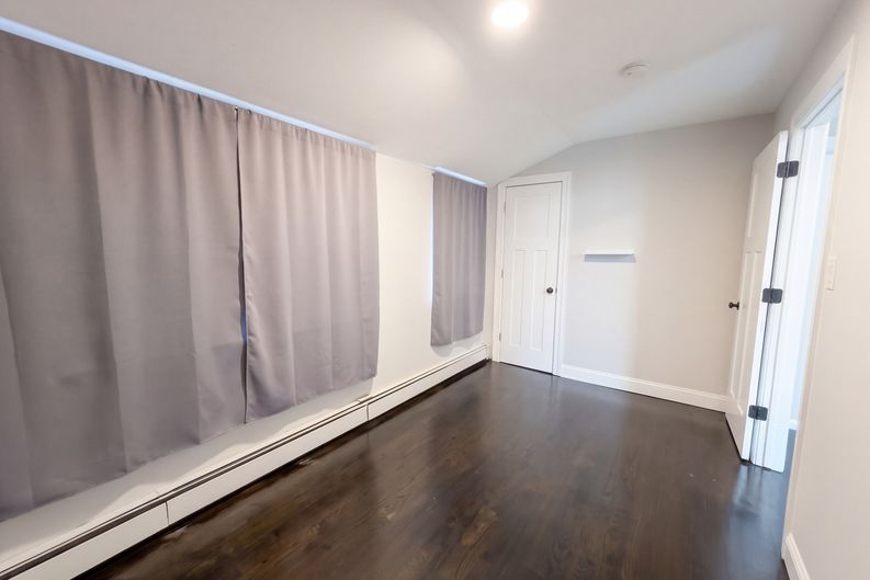 Photo 9 of 21 of 116 S Clinton Ave, Bay Shore, NY