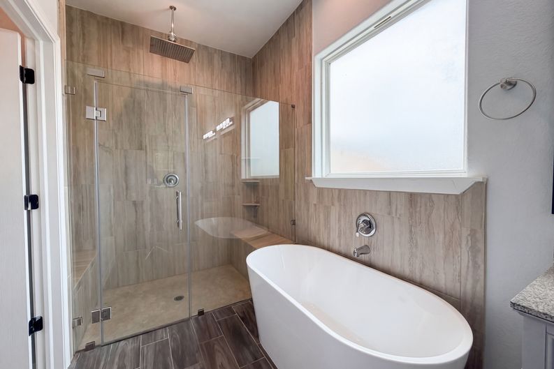 Photo 12 of 24 of 40406 Mostyn Dr, Magnolia, TX