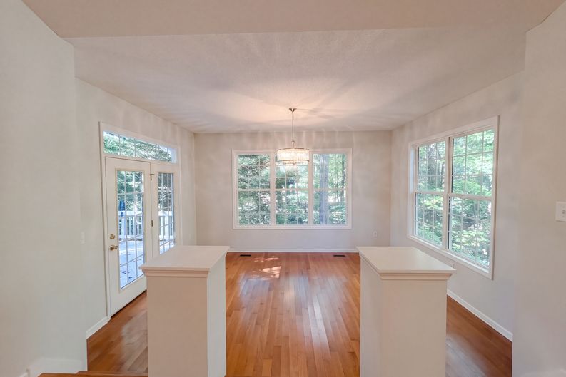 Photo 7 of 17 of 6073 Jones Cir, Sanford, NC