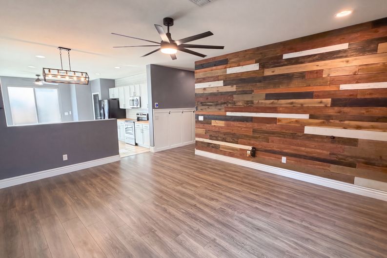 Photo 6 of 27 of 18175 W Carlota Ln, Surprise, AZ