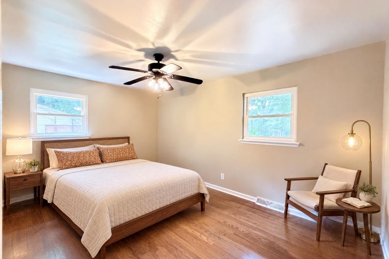 Photo 9 of 22 of 117 Robinson Ave, Matthews, NC