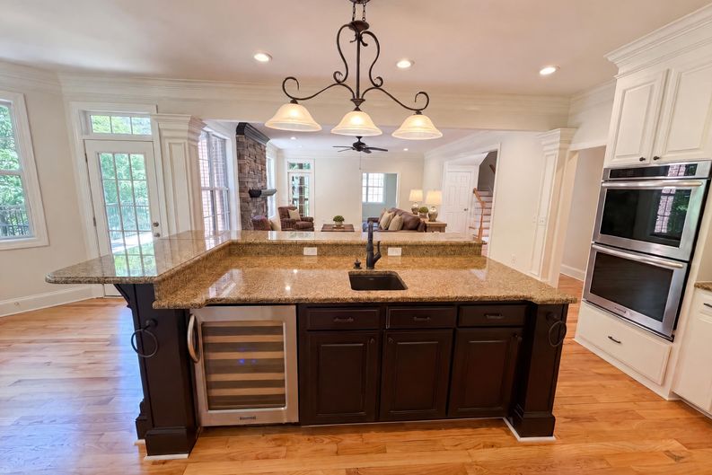 Photo 12 of 48 of 116 Crosscreek Dr, Columbia, SC