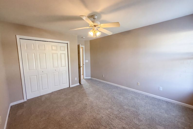 Photo 13 of 26 of 9325 Ayscough Rd, Summerville, SC