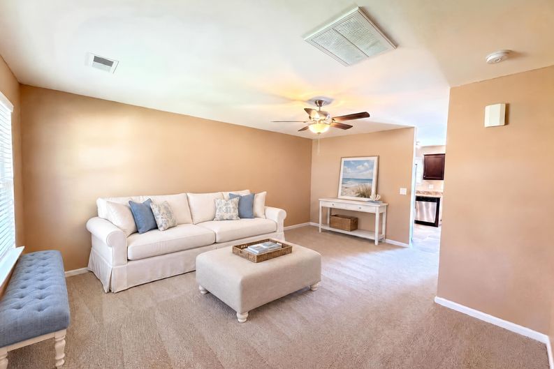 Photo 6 of 19 of 1578 Zeverly St, Winston Salem, NC