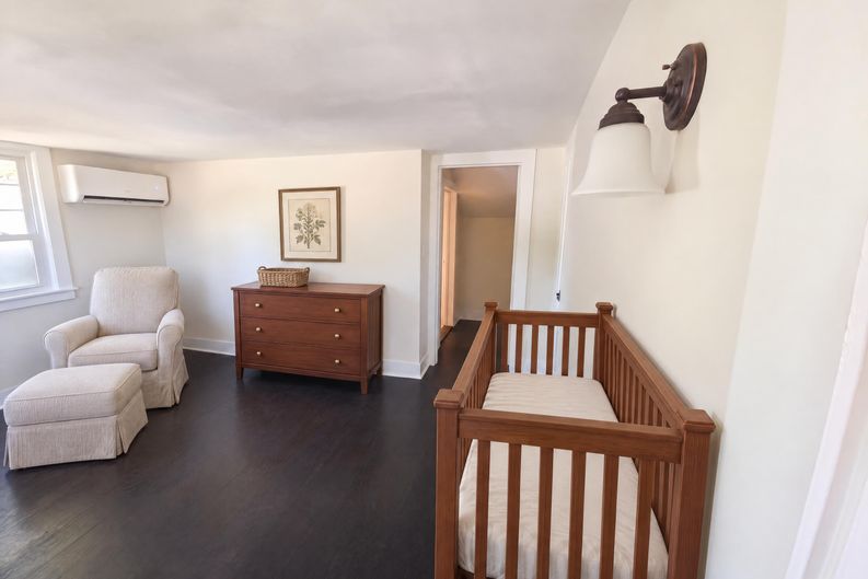 Photo 9 of 19 of 1026 Forbes St, East Hartford, CT