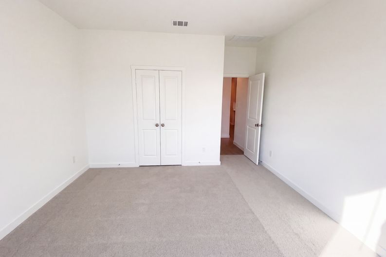 Photo 13 of 36 of 14824 Berkshire Way, San Antonio, TX