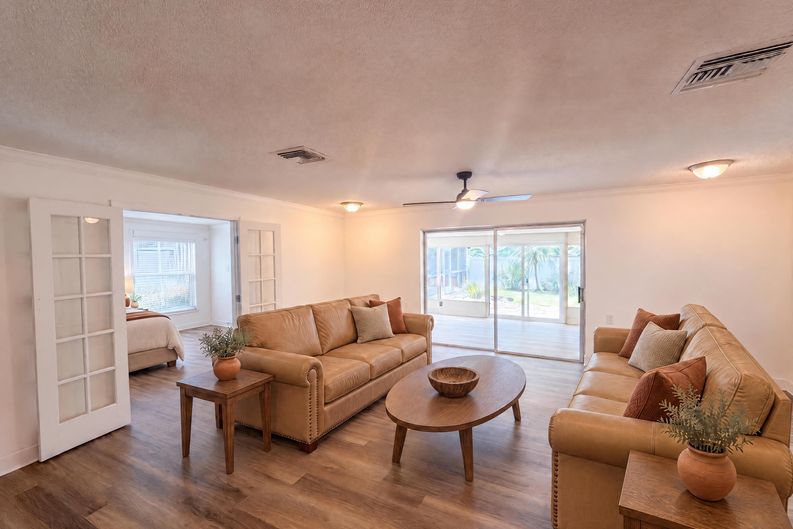 Photo 11 of 32 of 5122 Bay Blvd, Port Richey, FL