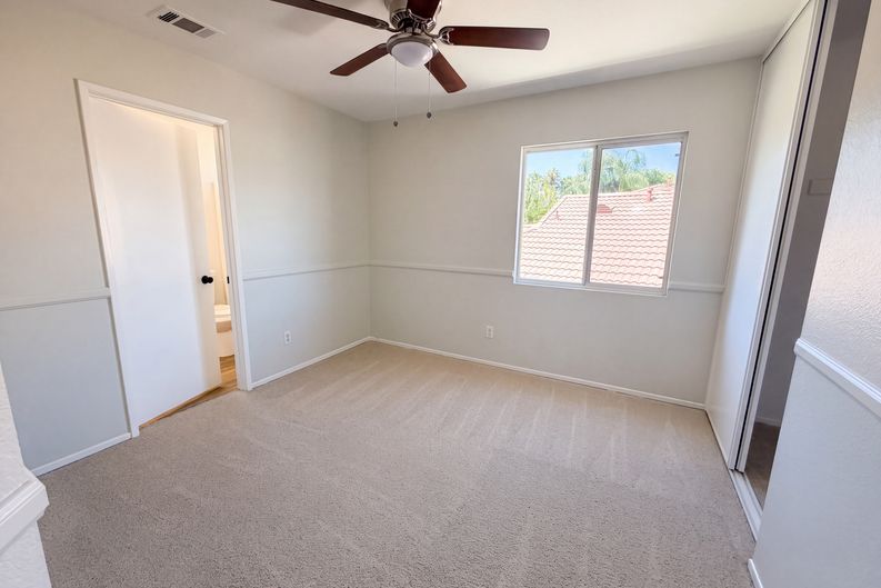 Photo 15 of 28 of 43390 Corte Almeria, Temecula, CA