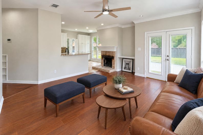 Photo 3 of 29 of 1017 Laurel Oak Dr, Flower Mound, TX