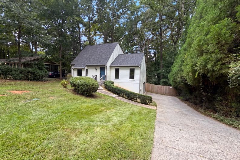 Photo 16 of 23 of 1394 Natchez Trce SW, Marietta, GA