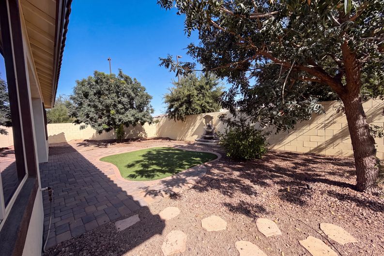 Photo 37 of 40 of 701 E Charlevoix Ave, Gilbert, AZ