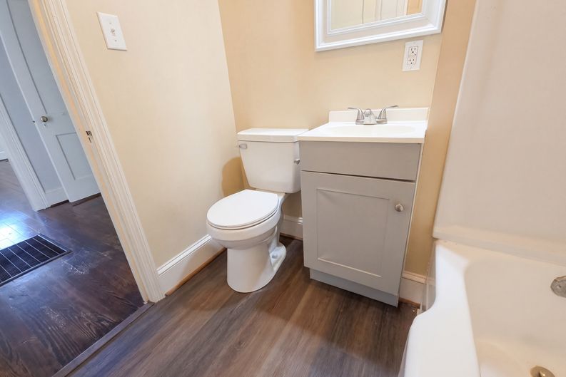 Photo 13 of 18 of 1401 E 9th St, Anniston, AL