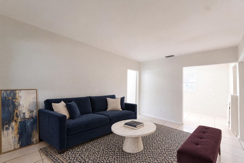 Photo 6 of 22 of 7916 Endive Ave, Tampa, FL