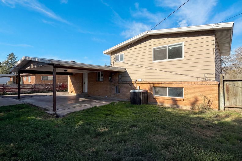 Photo 5 of 28 of 67 S 470 E, Orem, UT