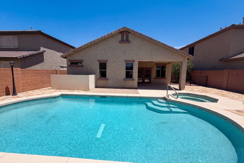Photo 5 of 22 of 27348 N 90th Ln, Peoria, AZ