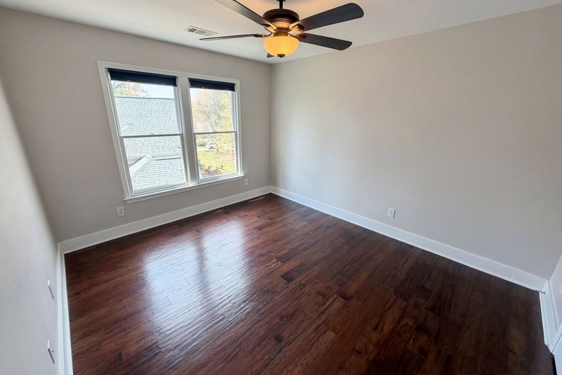 Photo 39 of 44 of 4000 Amberley Ln, Marietta, GA