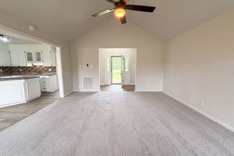 Photo 3 of 16 of 972 Darby Rd, Chester, SC