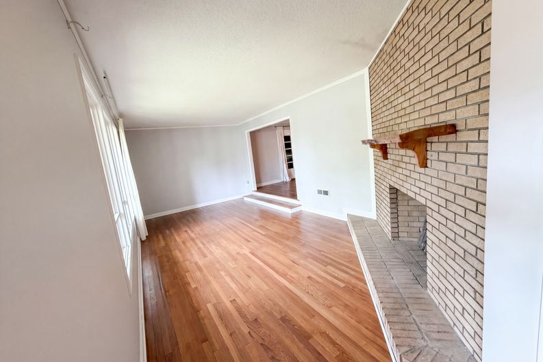 Photo 11 of 23 of 6456 Yorkshire Dr, Columbia, SC