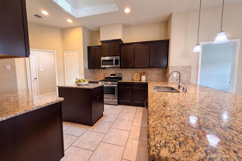 Photo 13 of 17 of 4511 Fenway Park Way, Spring, TX