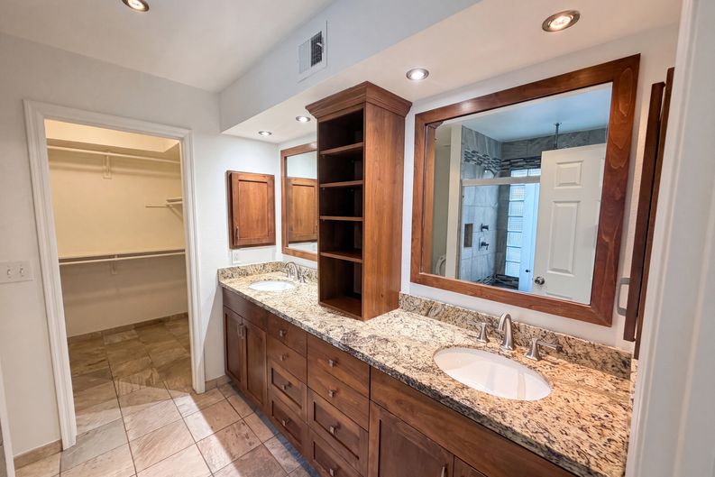 Photo 6 of 28 of 6115 W Port Au Prince Ln, Glendale, AZ