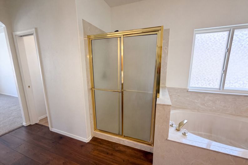 Photo 14 of 29 of 9809 Buckeye St NW, Albuquerque, NM