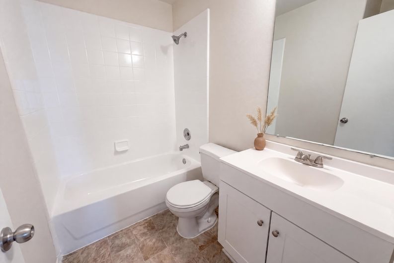 Photo 16 of 23 of 7435 Kennemer Dr, Humble, TX