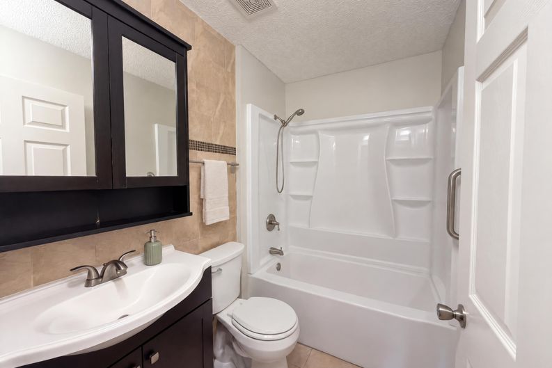 Photo 13 of 18 of 22 Firethorn Ln, Palm Coast, FL