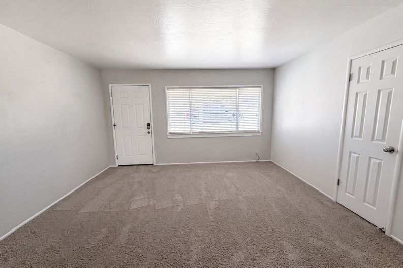 Photo 15 of 23 of 918 Harrison Ave, Lincoln, CA