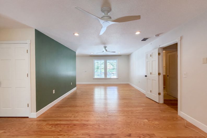 Photo 8 of 51 of 5438 Cold Spring Ln, North Port, FL