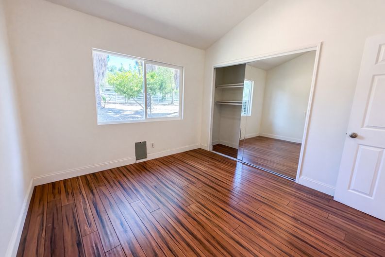 Photo 23 of 40 of 15408 Glentree Rd, Valley Center, CA