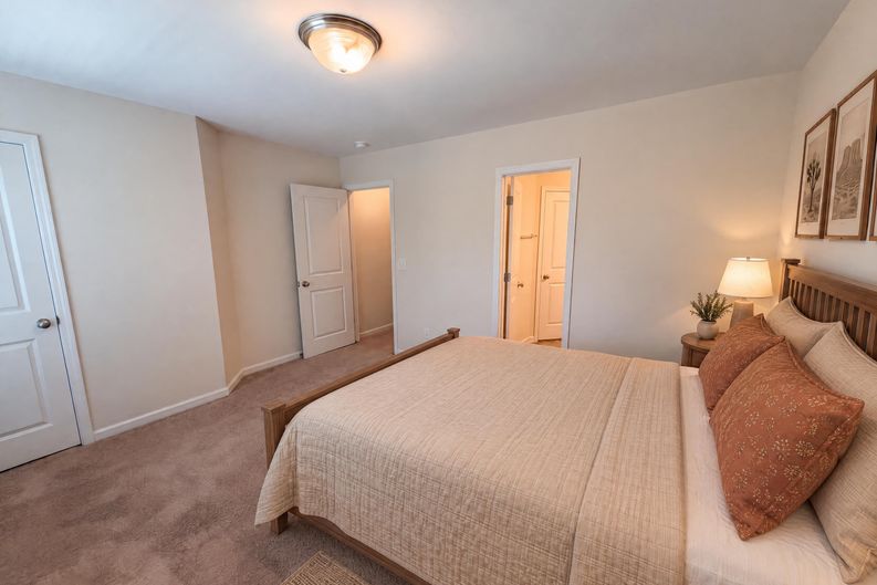 Photo 12 of 20 of 857 Forest Park Rd, Columbia, SC