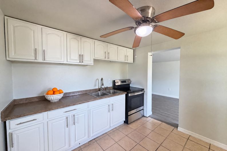 Photo 14 of 17 of 2213 Bouyer St, Lake Wales, FL