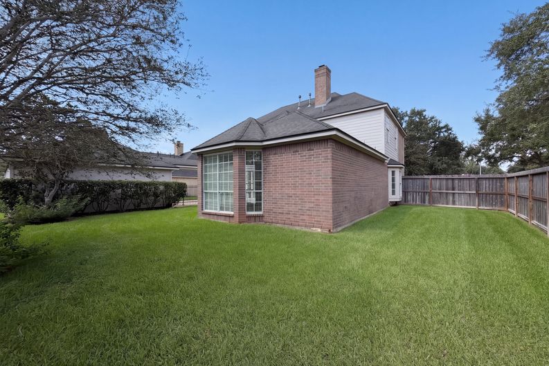 Photo 49 of 57 of 4203 Waterside Ct, Missouri City, TX