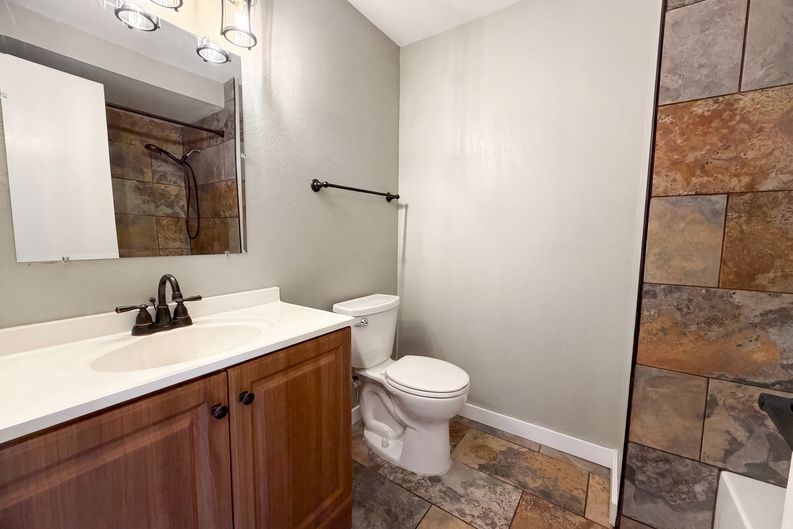Photo 13 of 16 of 4246 Spring Rock Cir, West Linn, OR