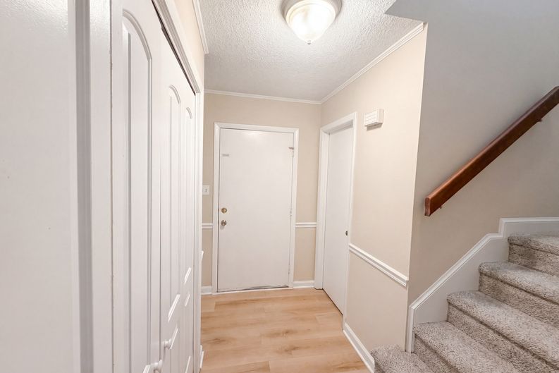 Photo 8 of 18 of 104 Arbuckle Ln, Cary, NC