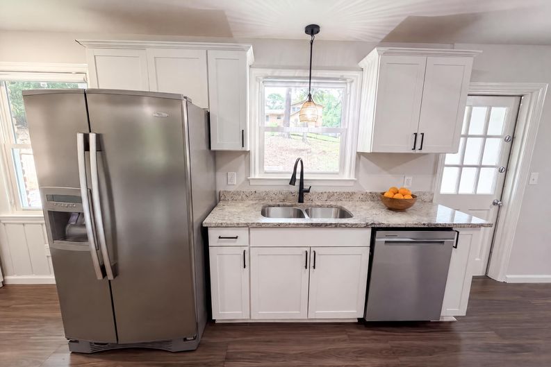 Photo 11 of 29 of 1710 Fairhaven Dr, Columbia, SC