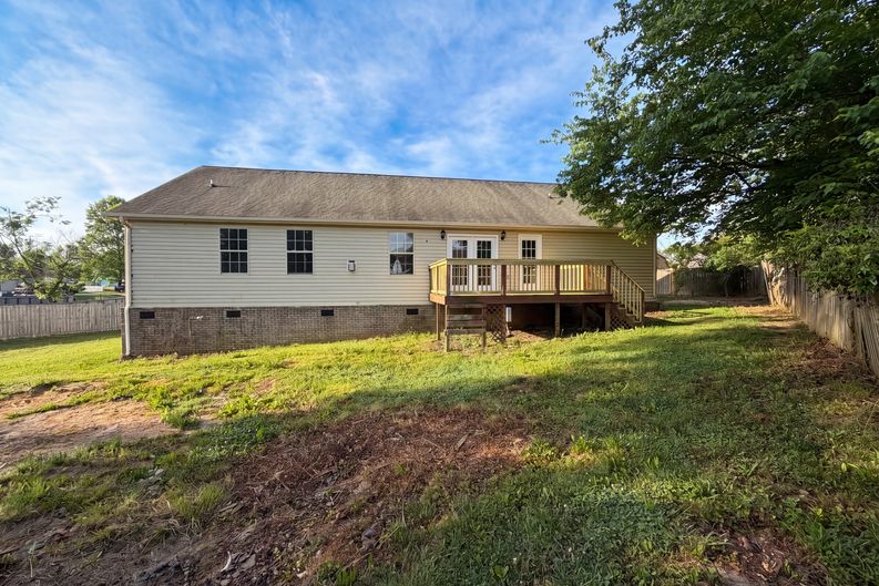 Photo 5 of 25 of 375 Walnut Ln, Corryton, TN