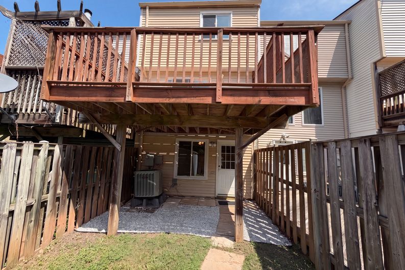 Photo 53 of 57 of 8769 Kanawha Ct, Lorton, VA