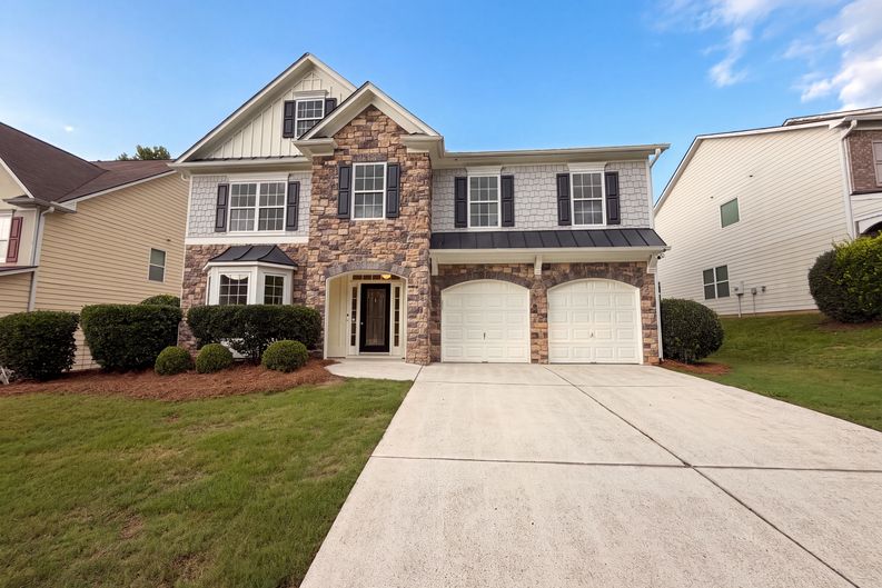 Photo 19 of 23 of 3718 Park Hill Cir, Loganville, GA