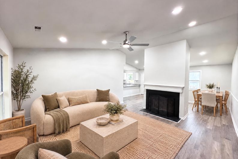 Photo 8 of 18 of 8822 Hunter Green Ln, Charlotte, NC