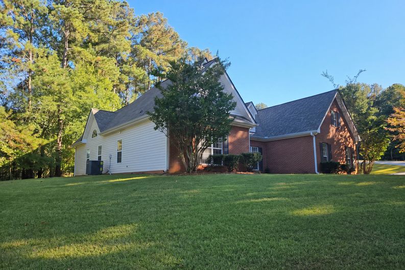 Photo 27 of 29 of 100 Pine Shoals Trl, Fayetteville, GA