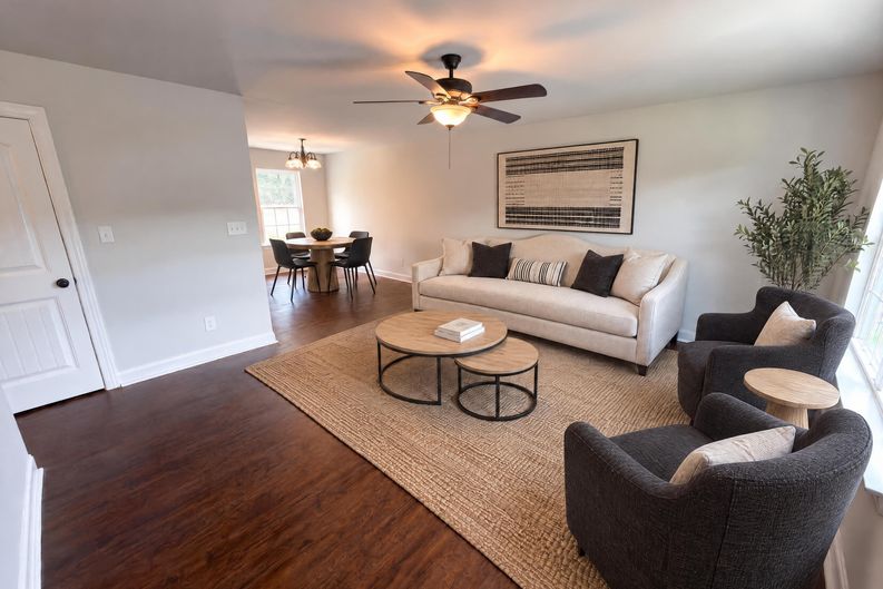 Photo 3 of 17 of 1411 Foxbrook Cir, Lancaster, SC